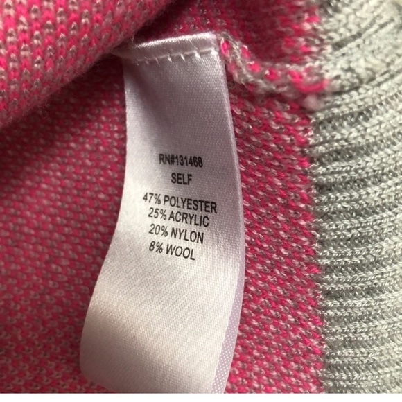 NWT FATE PINK GREY CAMO PRINT PULLOVER SWEATER S - Picture 5 of 6